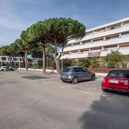 Le Meridien-2 By Interhome *
